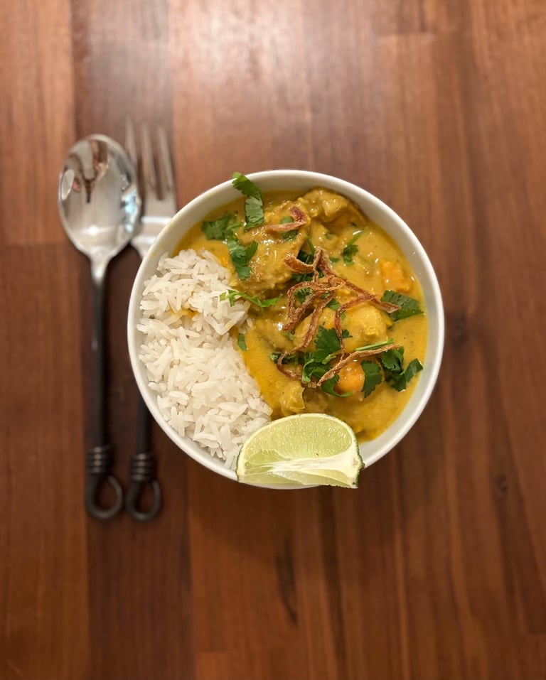 Burmese chicken curry with tumeric and sweet potatoes