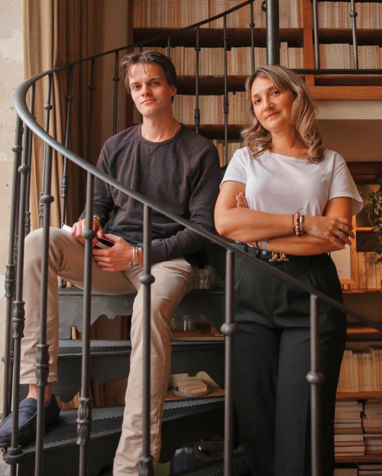 Nina et Romain, architectes d'intérieur et fondateurs de Nina Poma Studio.