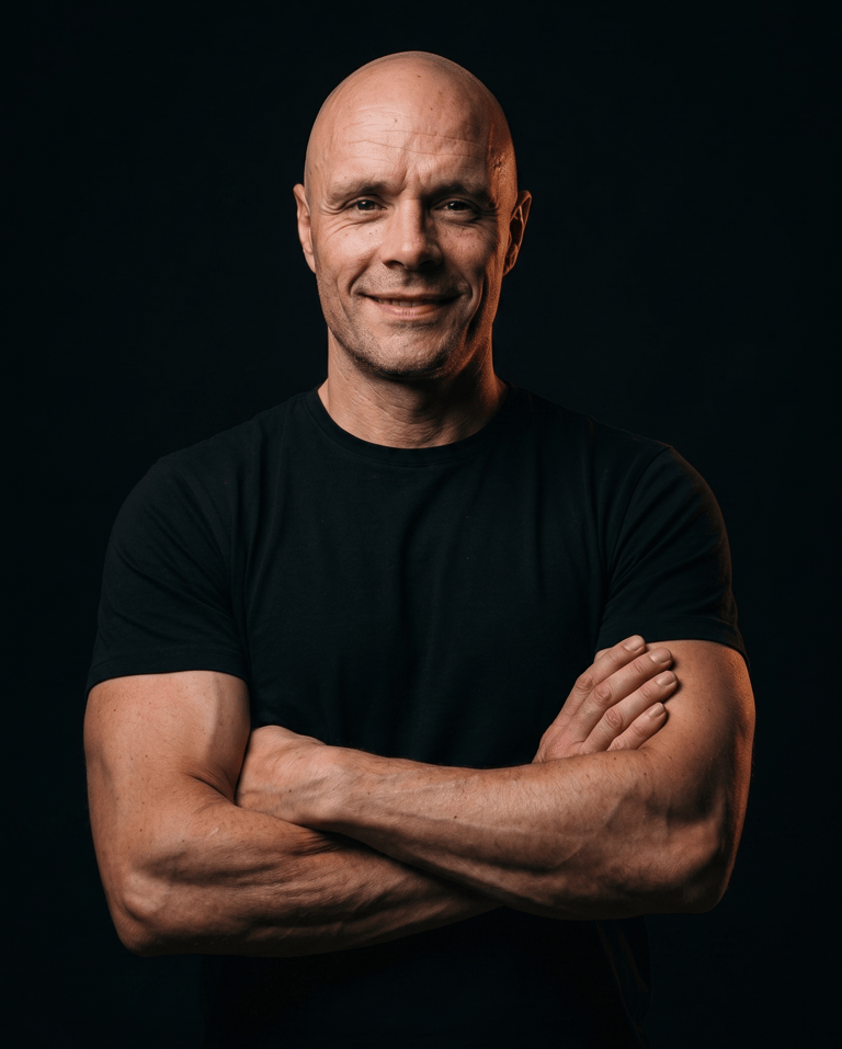 Lou Aurélien Beuneux ancien sapeur pompier de Paris expatrié à Bangkok coach discipline