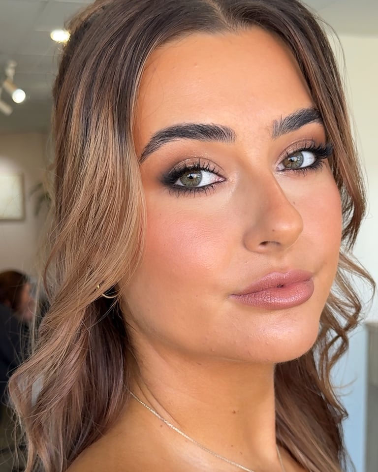 bronze smokey eye makeup glam model