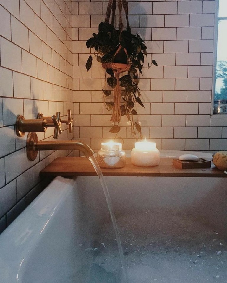 Un baño relajante con nuestras velas para disfrutar de tu momento