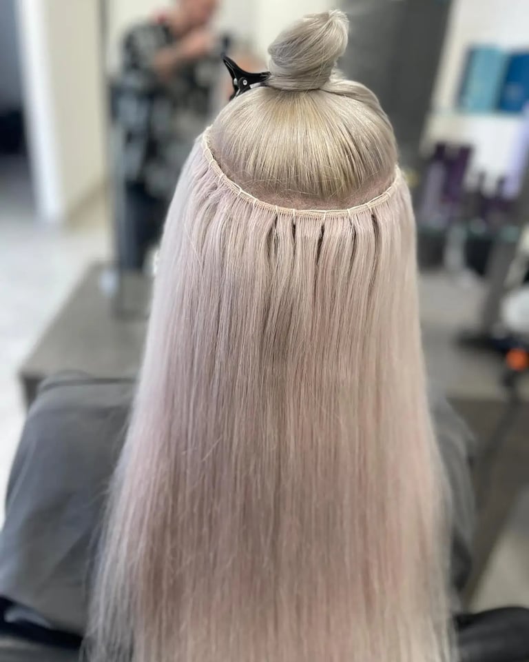 Hair lab UK training course for FEMAILE HAIR EXTENSIONS