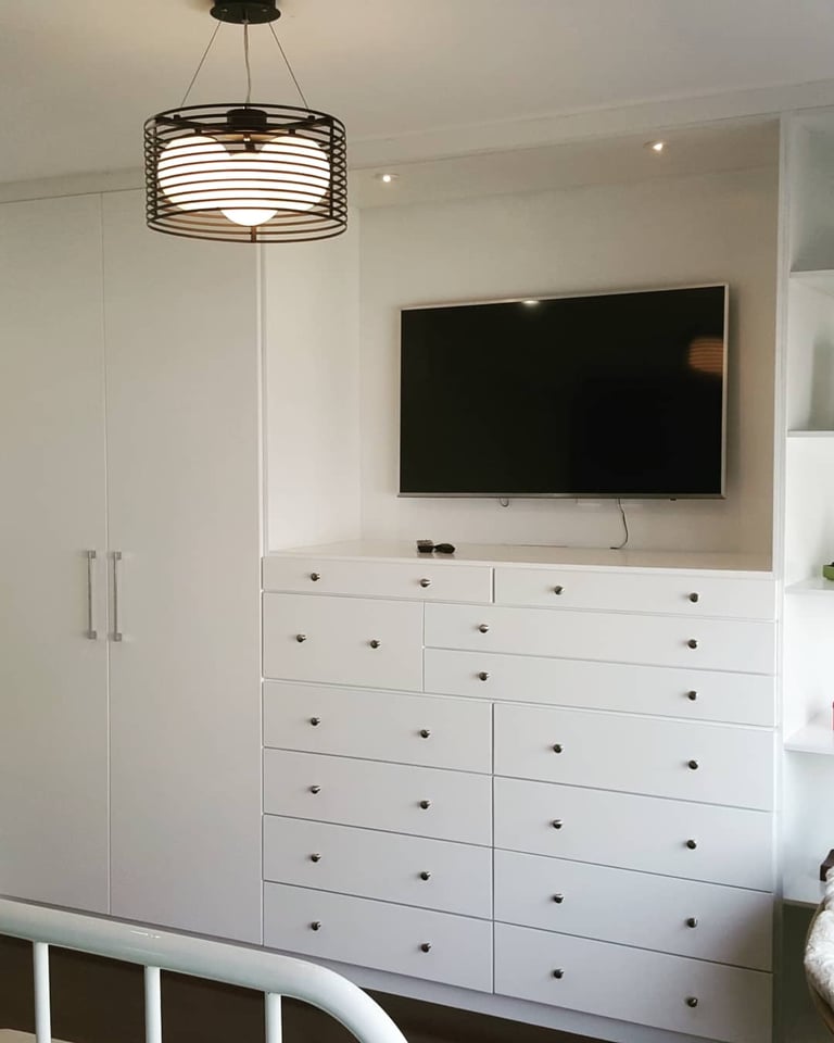 Closet puertas barnizadas