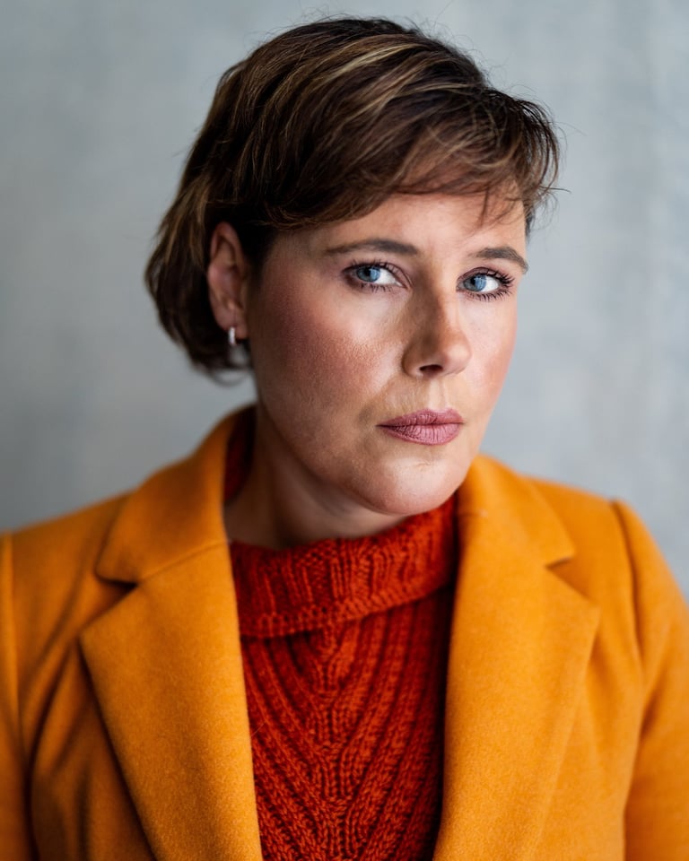 Evelyn Bonella Actor