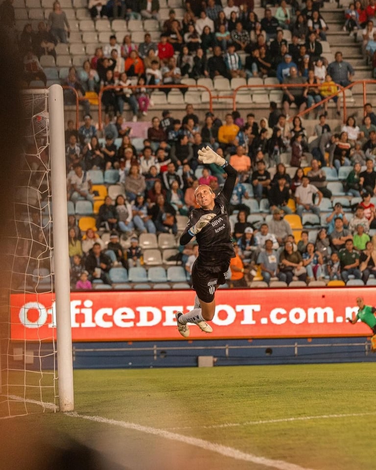 Pamela Tajonar Goalkeeper yxreveal yeida xicotencatl collab 11lgnds