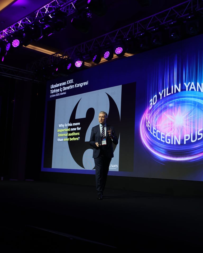 Andy Kovacs at ELC Consultants giving training about Stakeholder Management and Influencing  