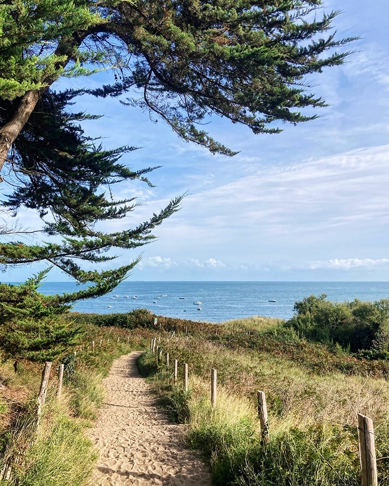 Chemin de plage vers Saint-Malo