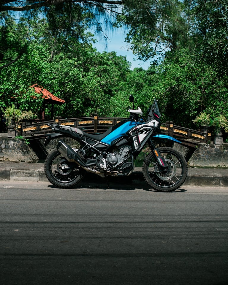 CF MOTO WITH NORIFUMI EXHAUST IDR 1.600,000 PER DAY