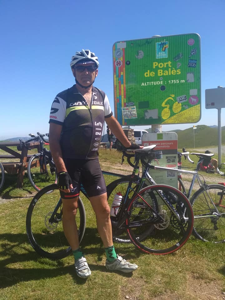 L'artisan et son vélo.