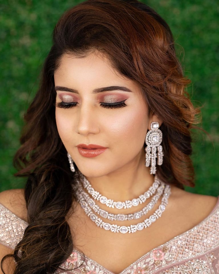 Soft glam party makeup with flawless skin and shimmer eyes