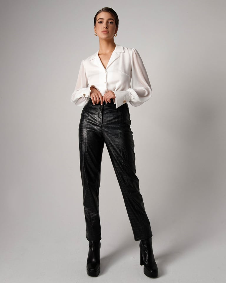 Produktų fotografavimas reklamai komercinė. Profesionalus daiktų, drabužių fotografavimas Vilniuje e. parduotuvė baltame fone