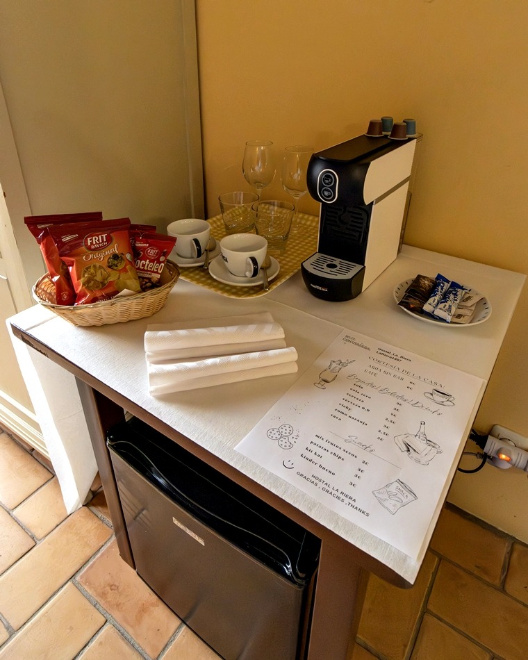 room Hostal la Riera