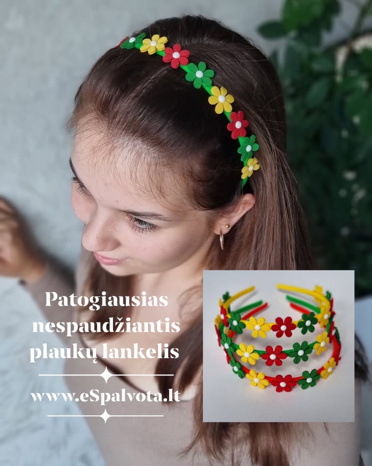 Tautinis lankelis su mažomis gėlytėmis