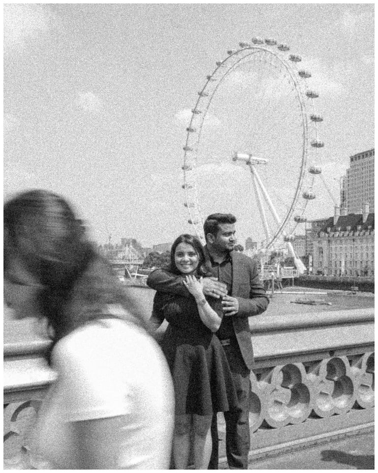 UK wedding photographer captures couple’s first dance at historic London venue.