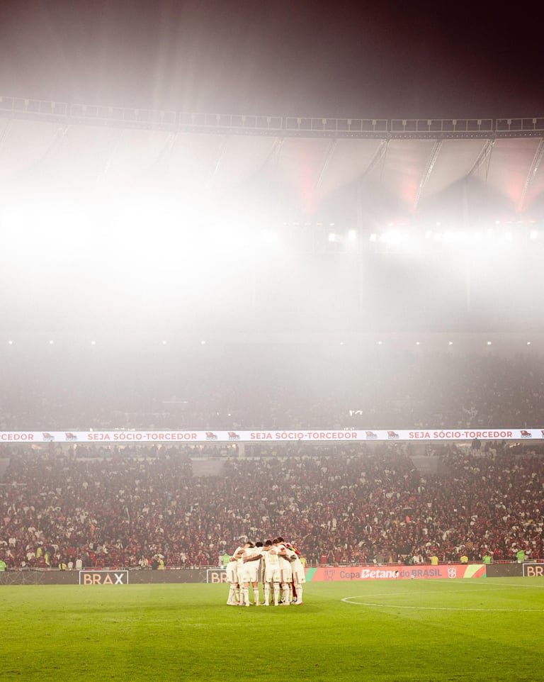 Maracanã lotado em Flamengo 0 x 1 Atlético-MG. 