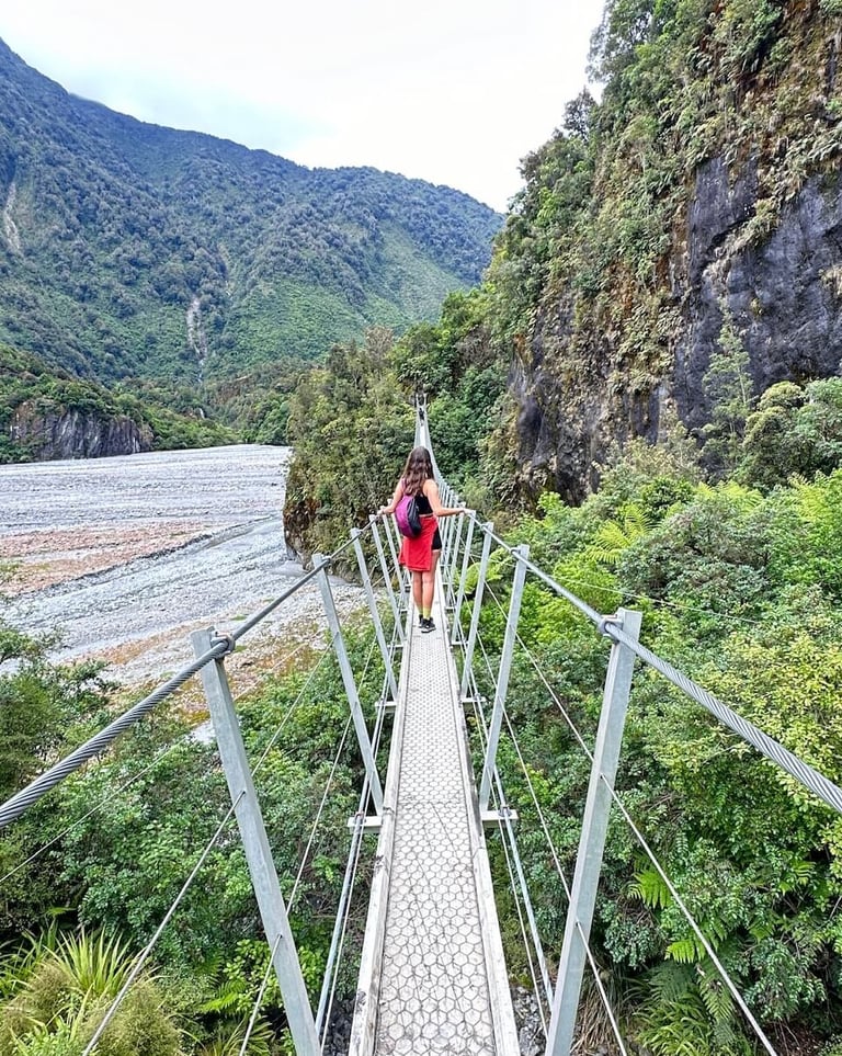 Puente colgante en Robert’s Point Track, Franz Josef