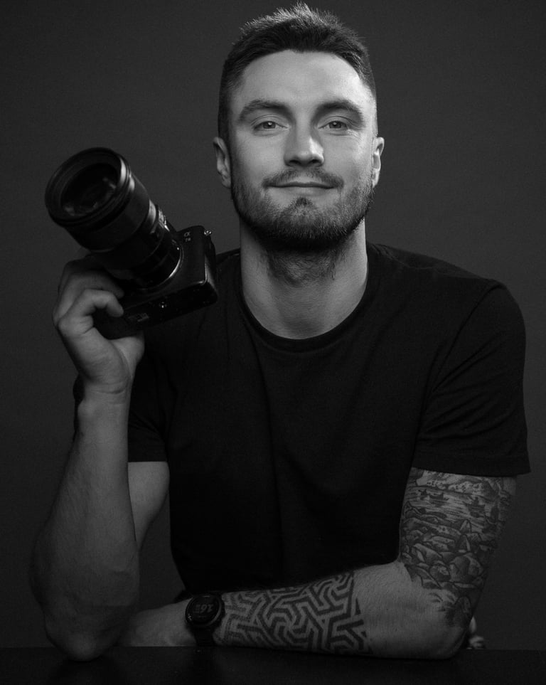 WEDINGERIS su kamera rankoje - vestuvių fotografas visoje Lietuvoje