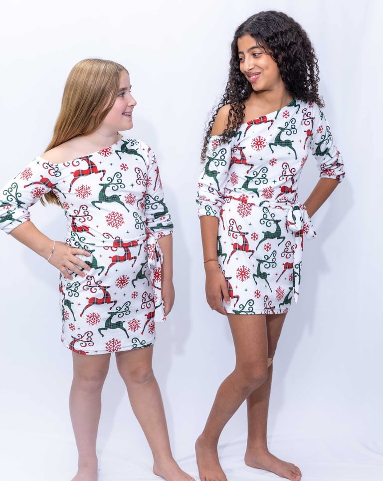 Confident kids in Teenwave outfits – fun, creative, Canadian brand for teens