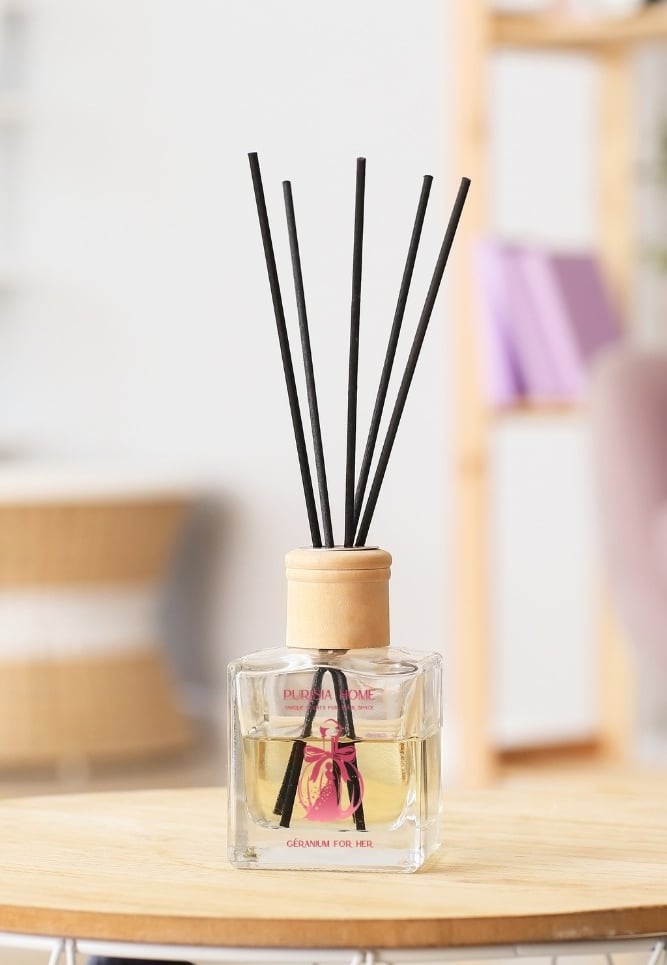bộ khuếch tán tinh dầu que gỗ để bàn
