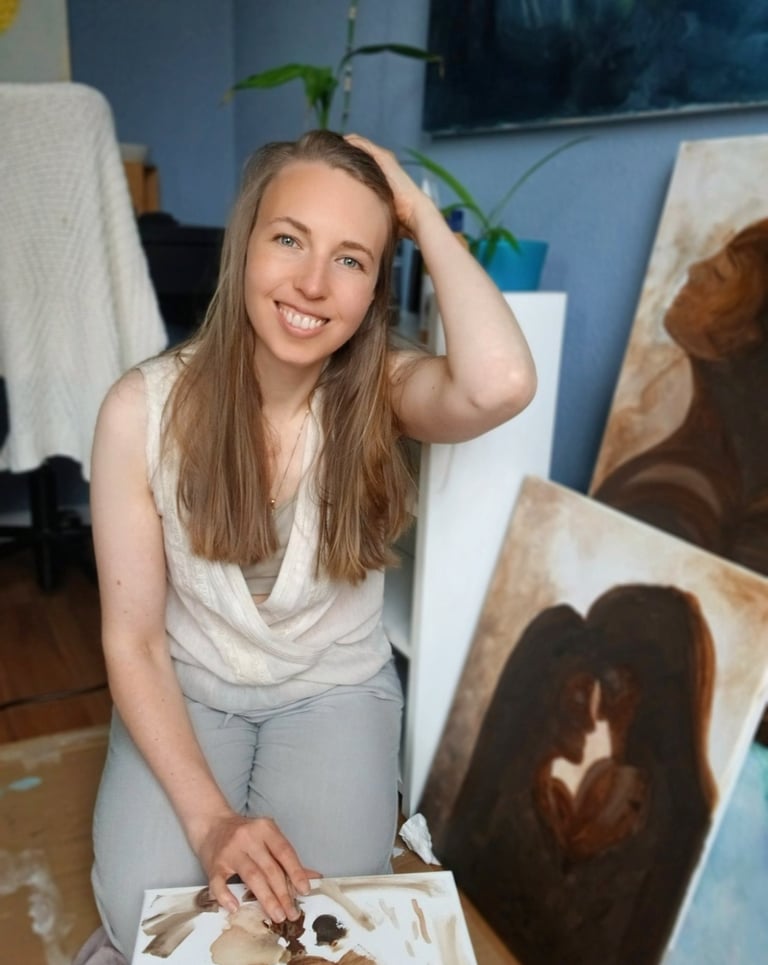 Janina Jaeckel in ihrem Atelier in Bielefeld