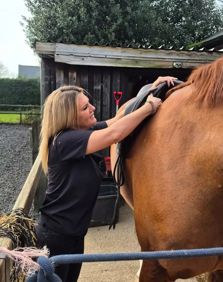 Nicole Louer fitting saddle 4