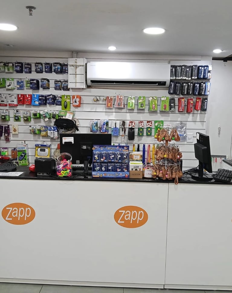 Ambiente interno da Zapp Papelaria pensado para famílias