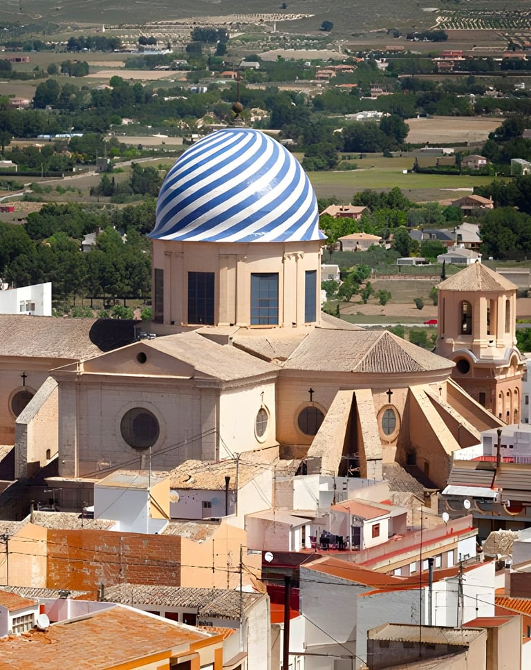 The dome of the Basilica of the Purísima, with its characteristic spiral ceramic decoration, is the 