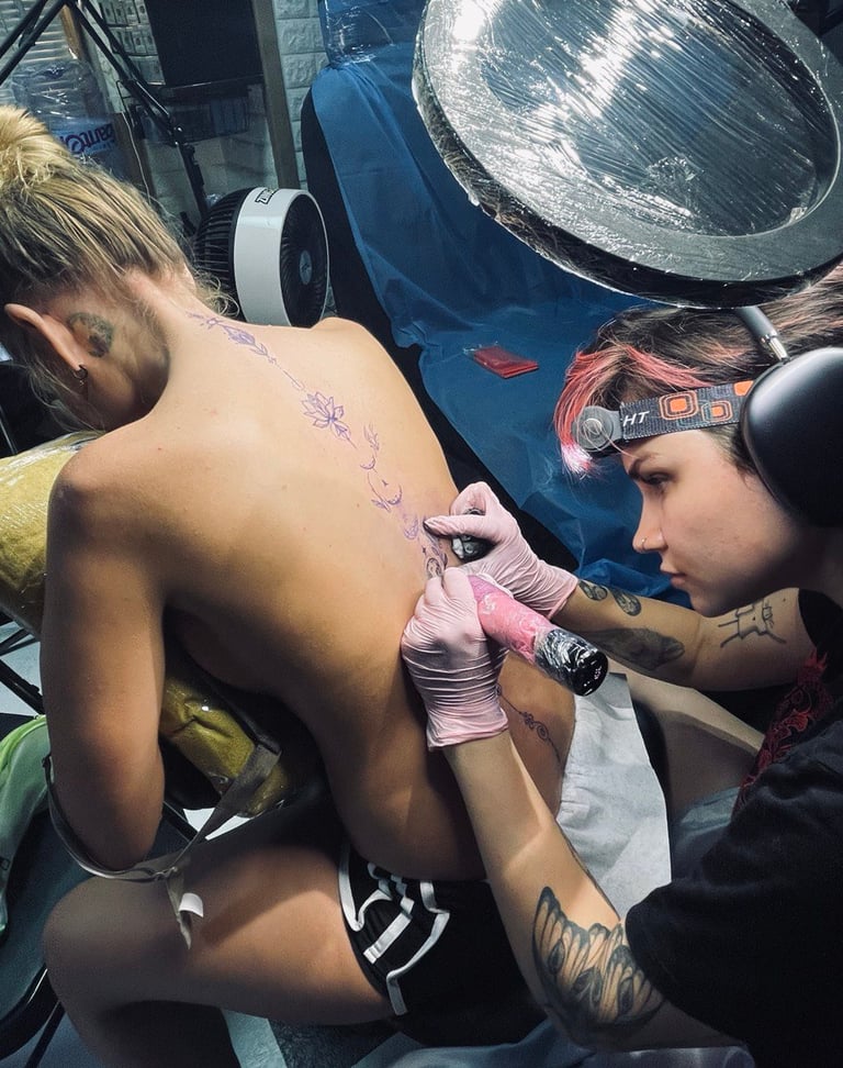 professional artist in da nang