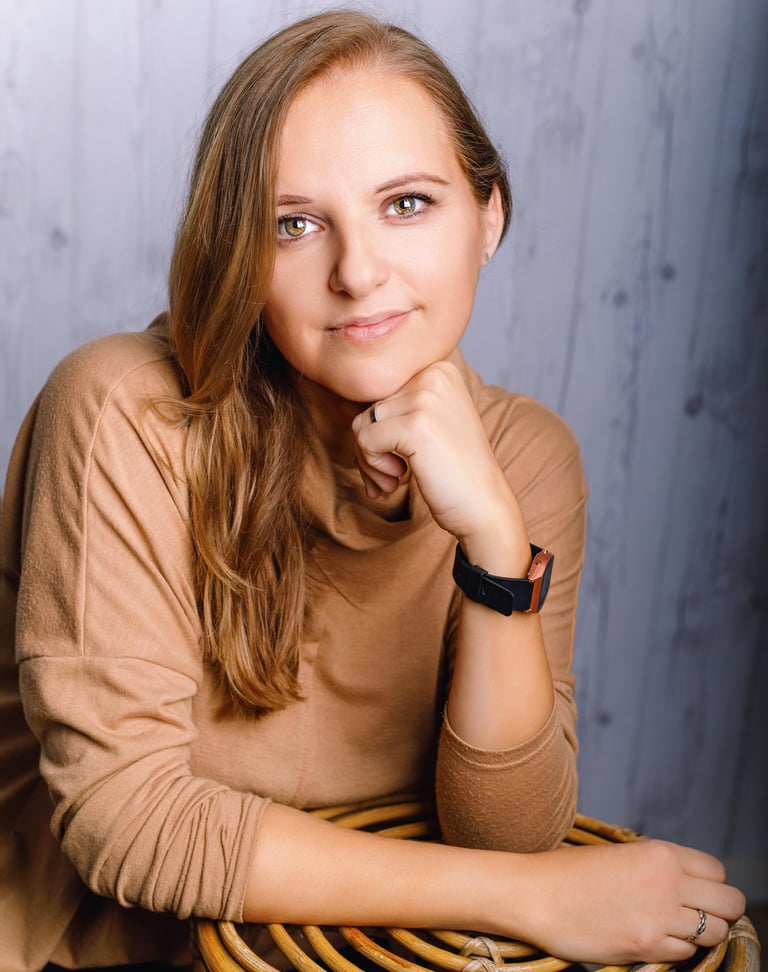 Mónica Vieira pintora. Pintora Artística y Decorativa por Encargo