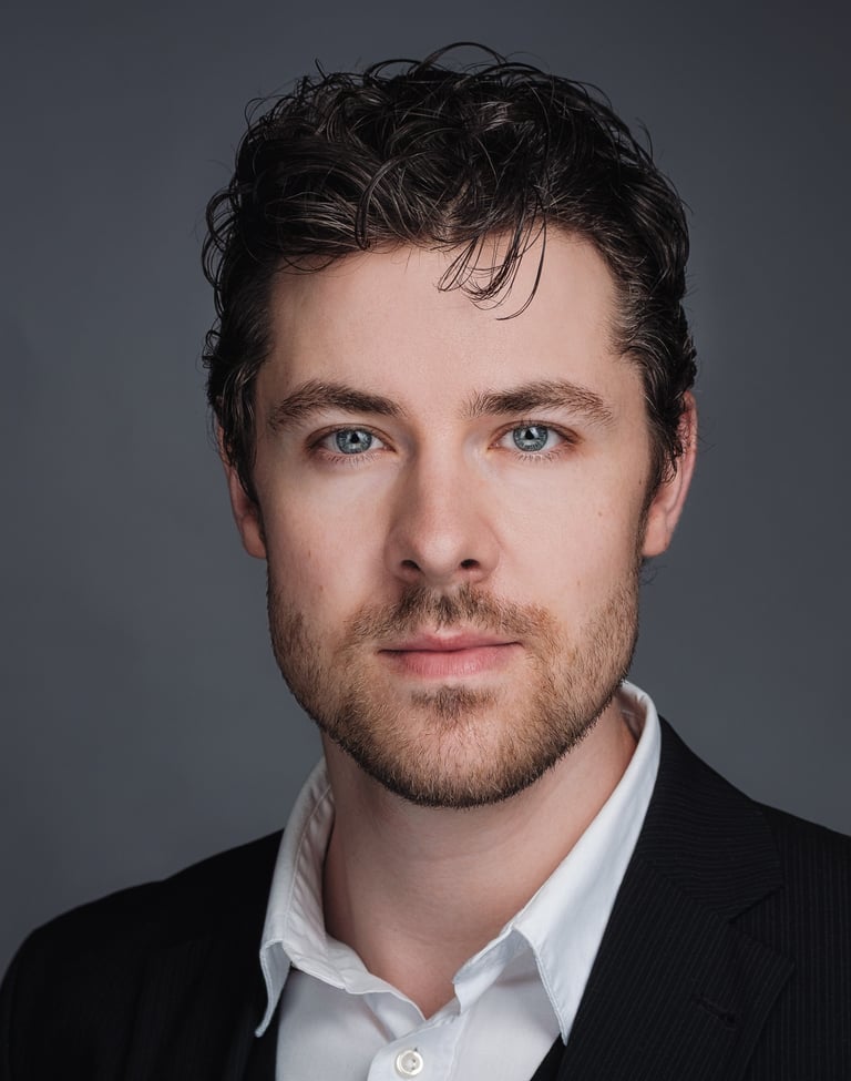 professioneel portret van man in studio in Raamsdonksveer