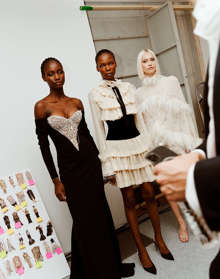 Backstage défilé paris fashion week créatrice mode