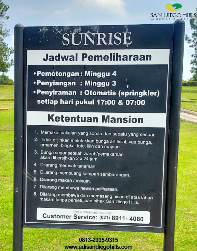 Plang Informasi Jadwal Pemeliharaan Tanaman, rumput Rutin di Mansion San Diego Hills