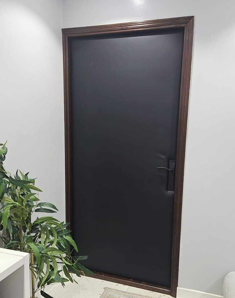 عزل الصوت للباب