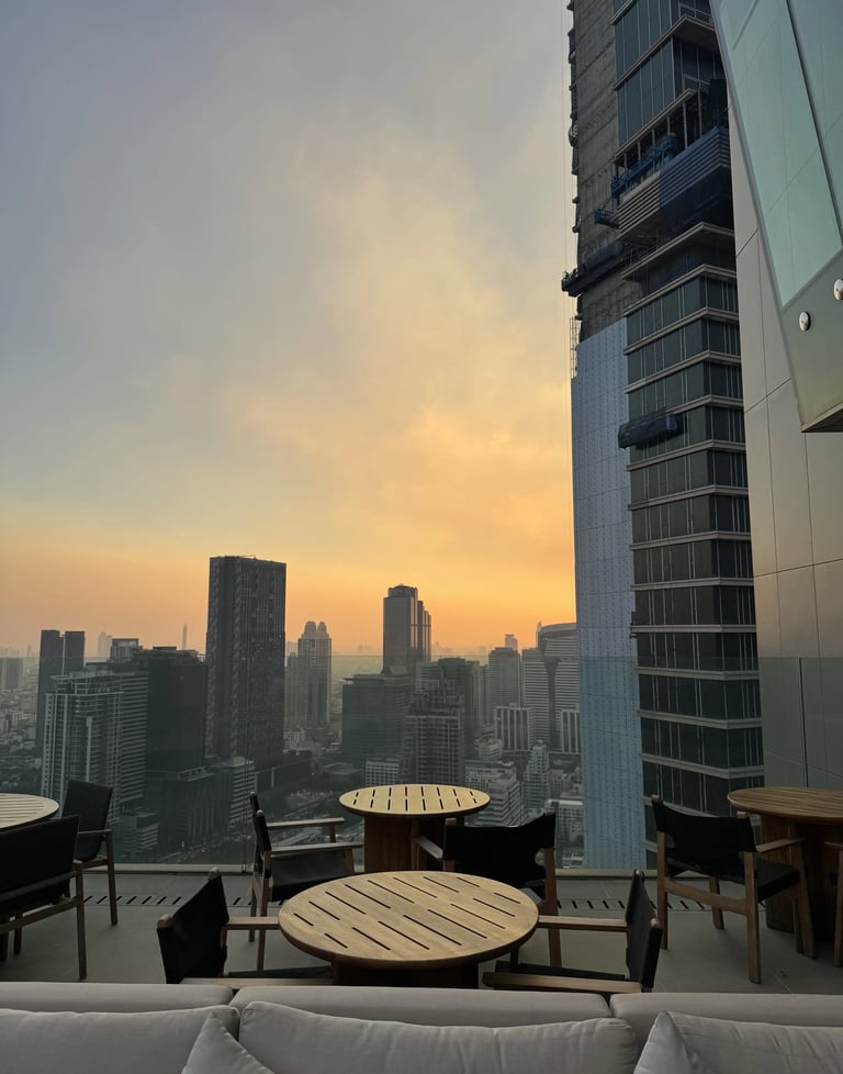 รีวิว The Club Lounge at Dusit Thani Bangkok Review