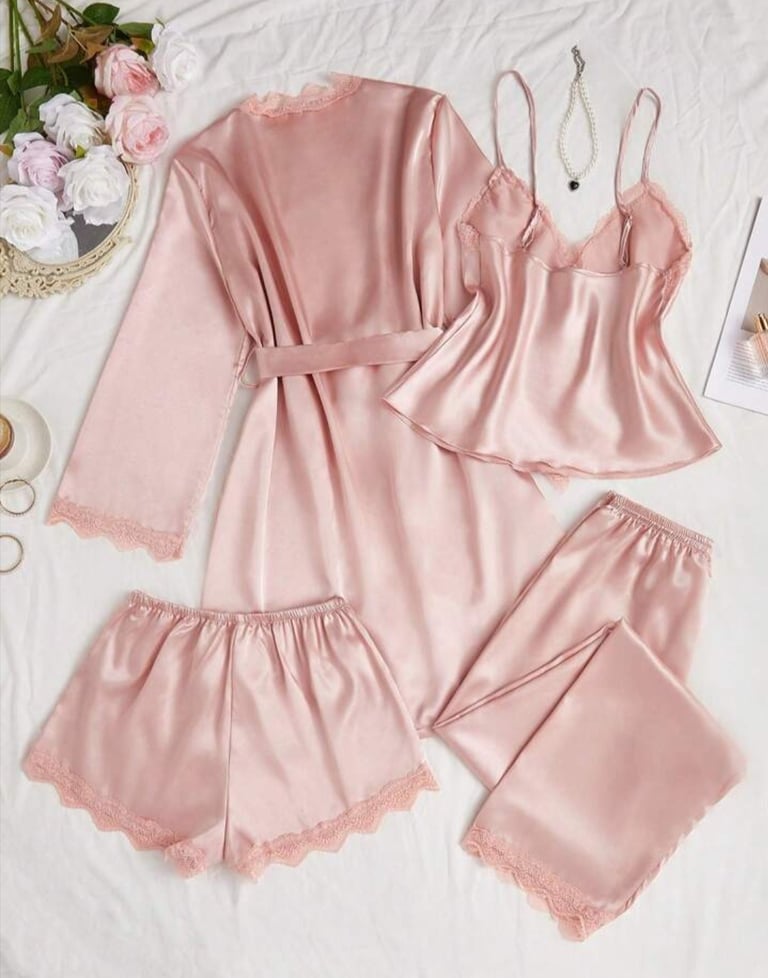 Ensemble de pyjama en satin femme 