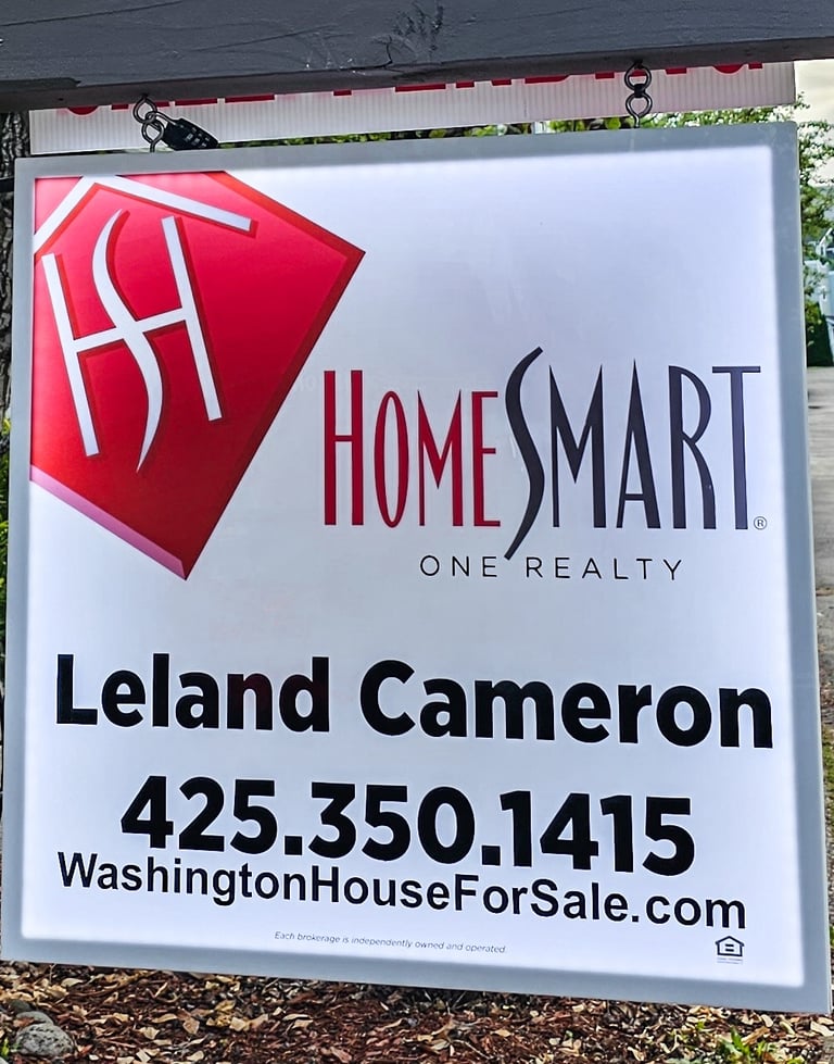 For Sale sign of a real estate agent near me in Everett, Washington.
