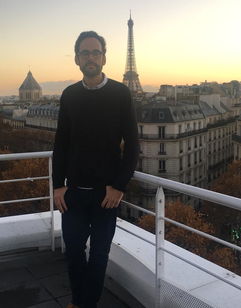 Ramón González en París