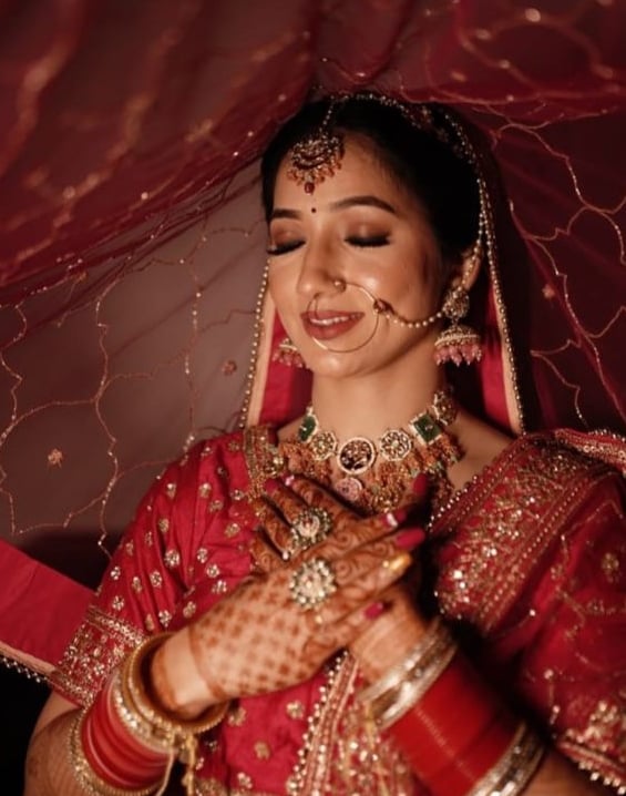 swati ghildiyal makeup studio