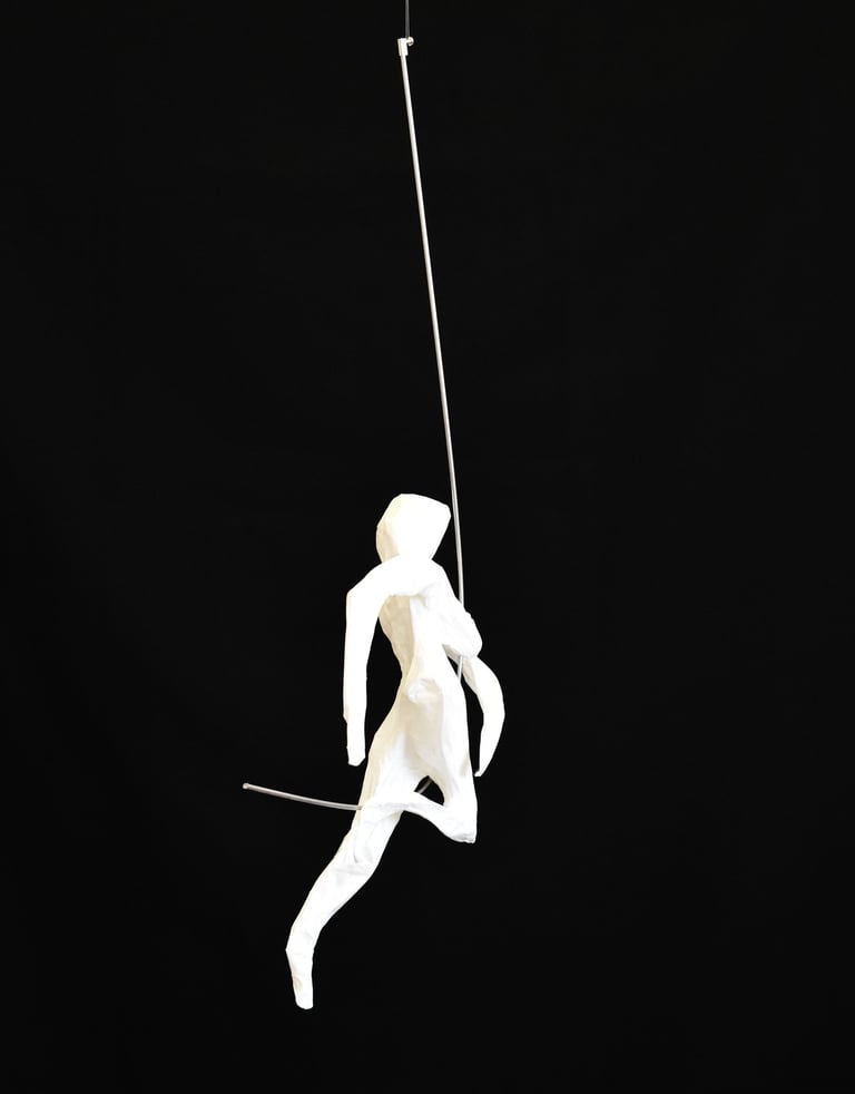mobile sculpture papier personnage mouvement