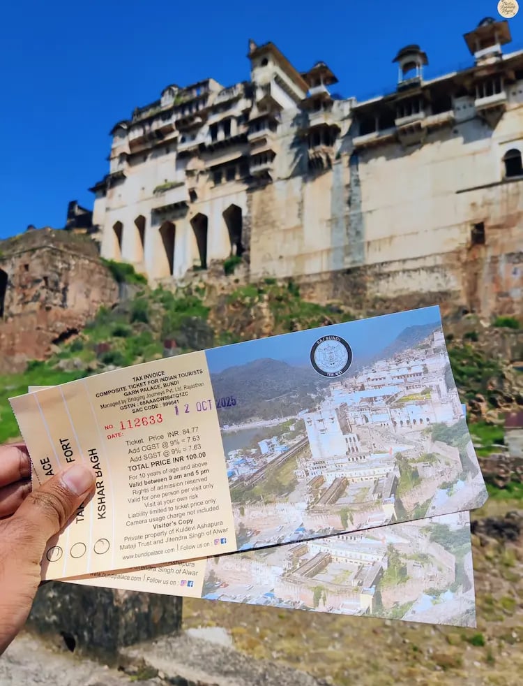 Hilltop Taragarh Fort, Bundi — an iconic Rajput fortress overlooking the valley.