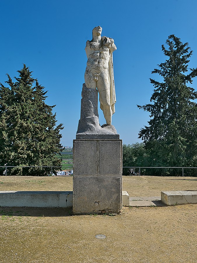 estatua de trajano