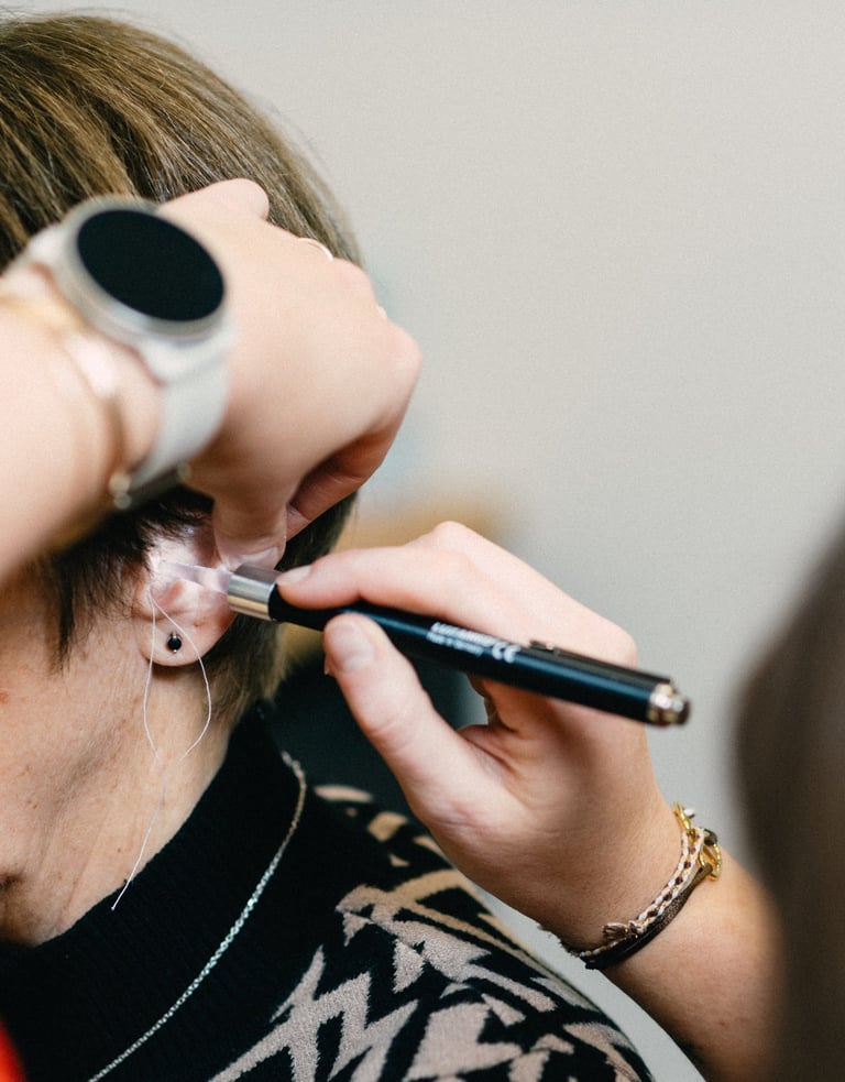 Prise d'empreintes et confections d'embouts sur mesure