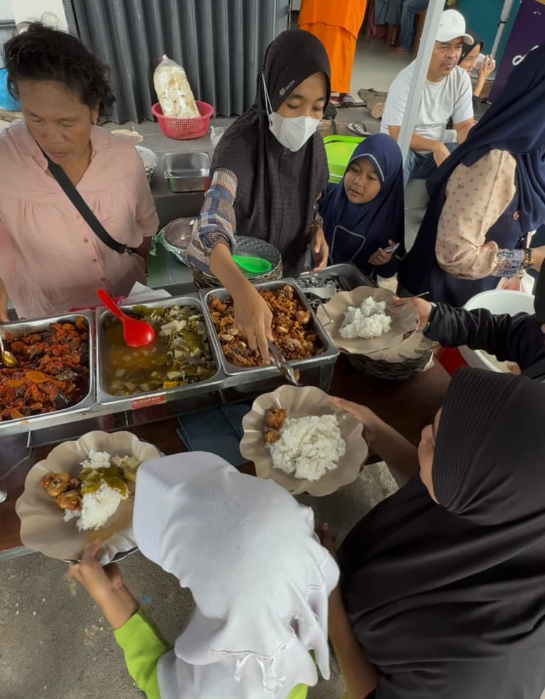Harumas Berbagi