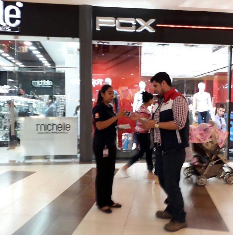 volanteo en guatemala, volanteo en centros comerciales