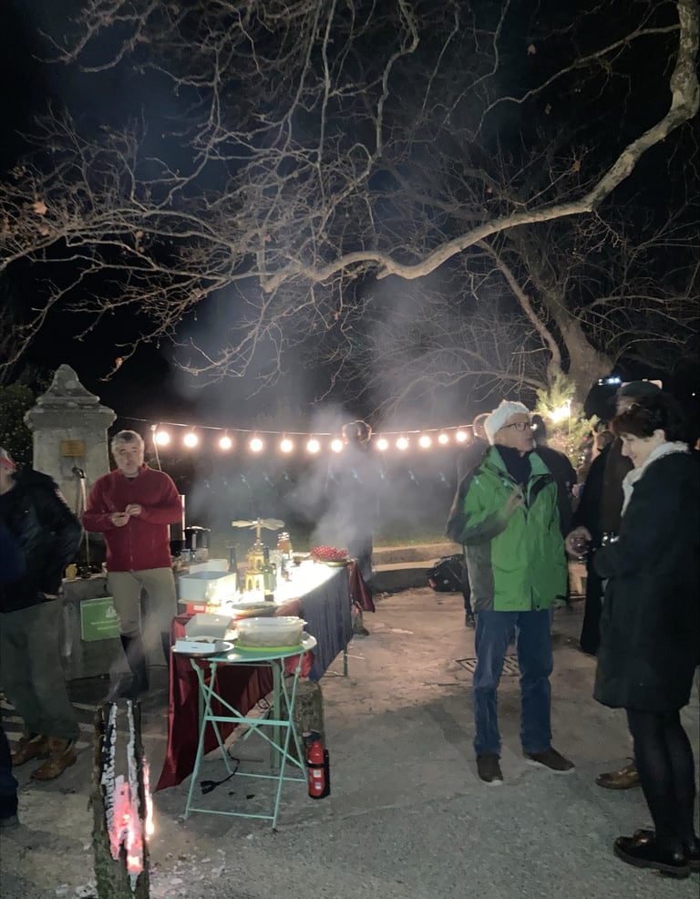 Vin chaud on a wwwwwwwwwwwwwwwWinter's night