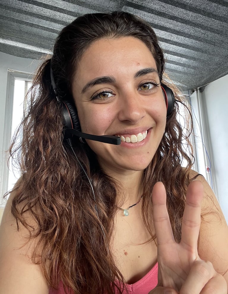 Interpreter training workshop with practical exercises and expert guidance