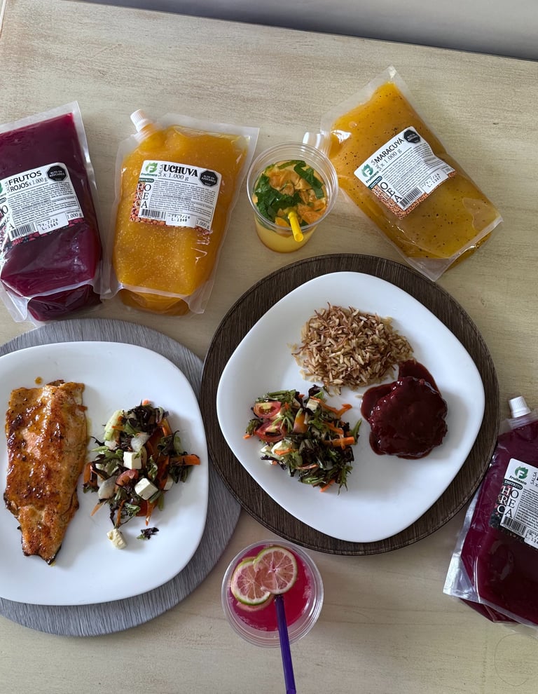 Sodas saborizadas de uchuva y frutos rojos