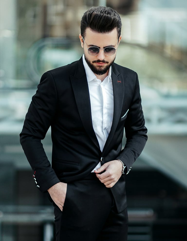 Be always in style with our classic suits