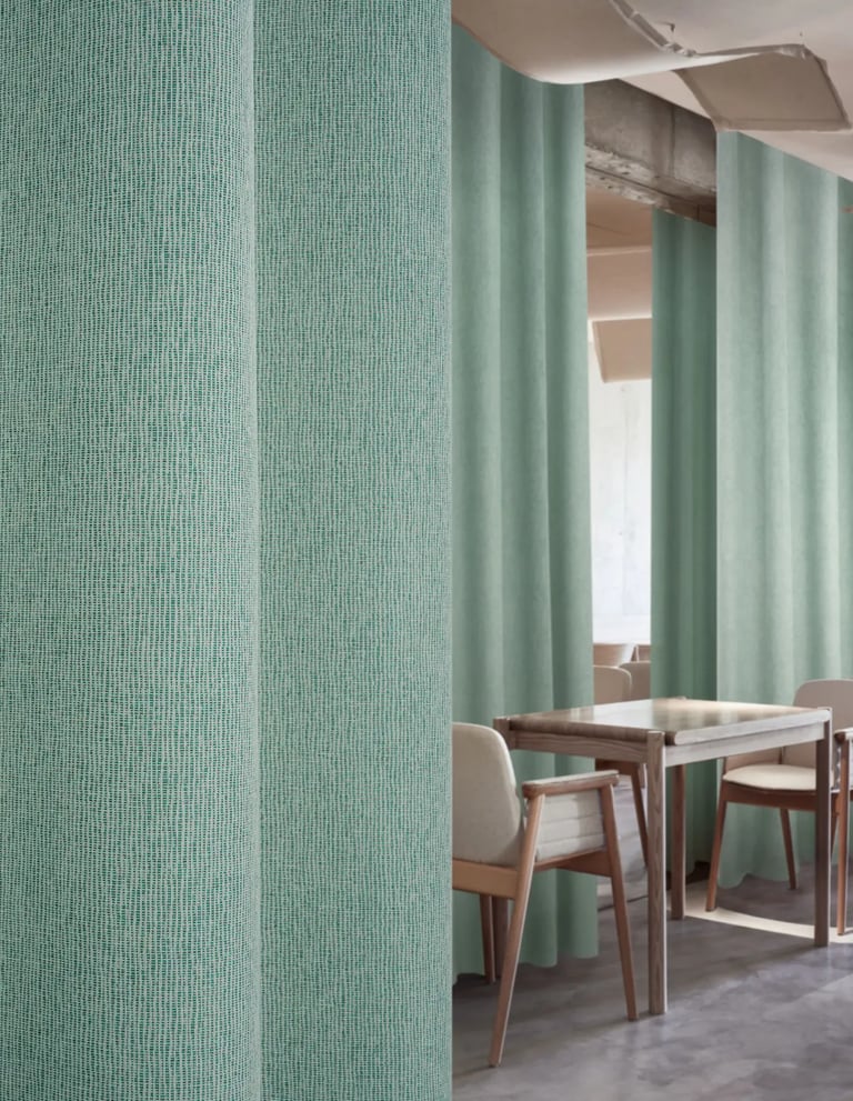 Heather perdirbtas užuolaidinis audinys