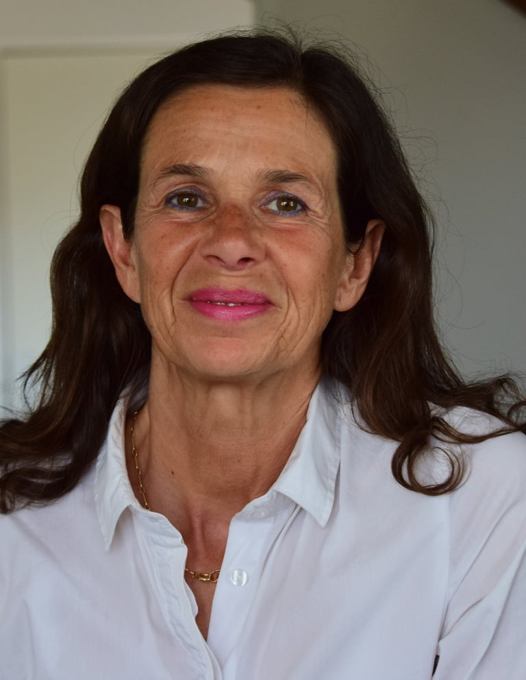 Dominique Romeyer, hypnothérapeute spécialisée dans la perte de poids sans régimes
